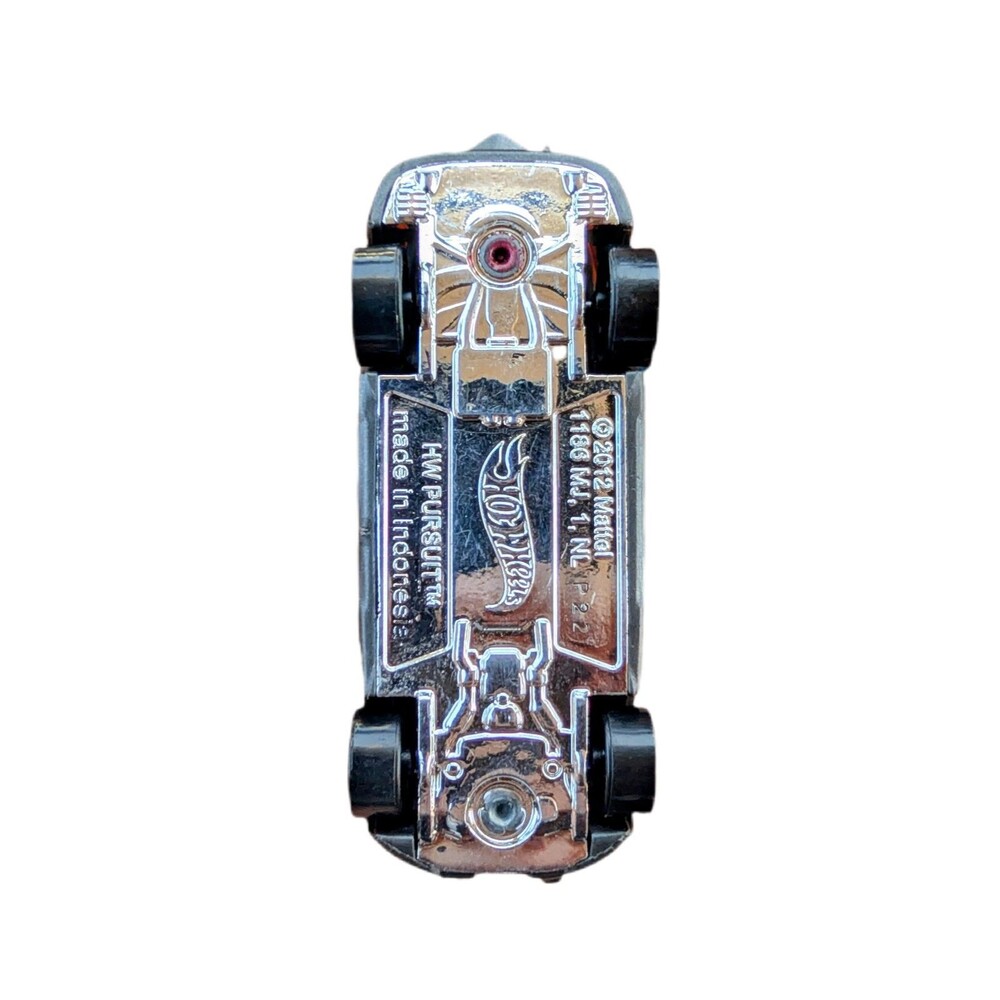The product is a rare 2012 Hot Wheels Mattel City HW Pursuit Car in 1/64 scale, - Picture 6 of 6